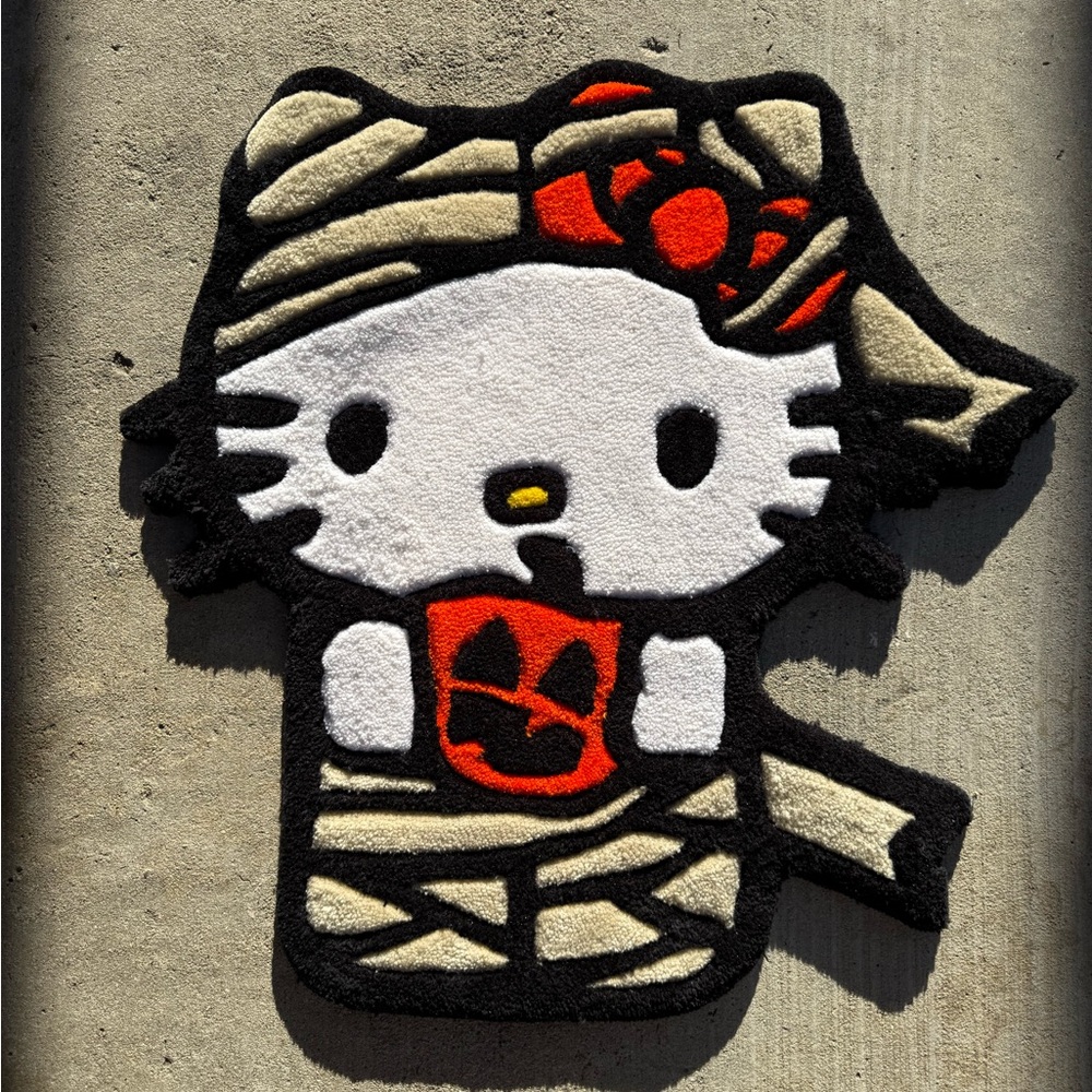 Hello Kitty Rug - Picture 1 of 5